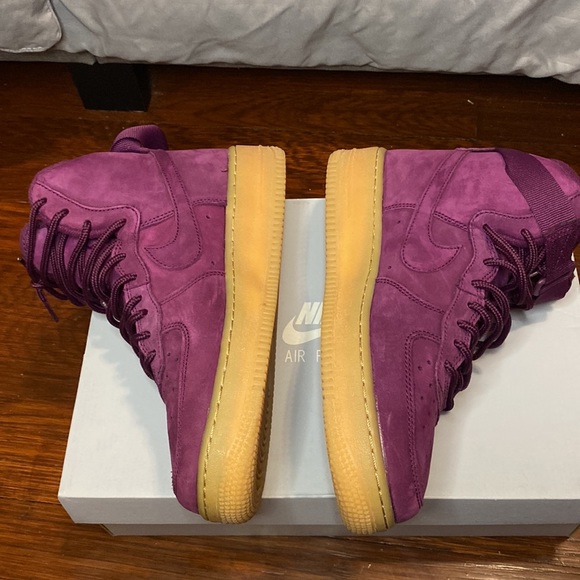 Air Force 1 High WB GS 'Bordeaux - Picture 2 of 5
